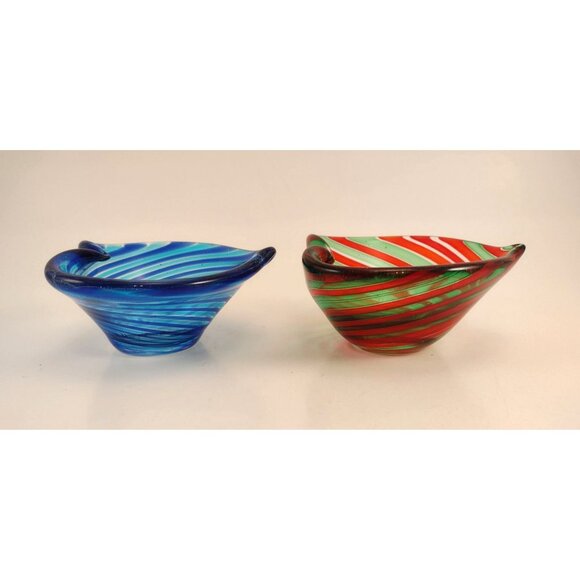 Heart-Shaped Glass Bowls With Swirling Stripes Trinket Dish Candle Holder Decor - Picture 6 of 13